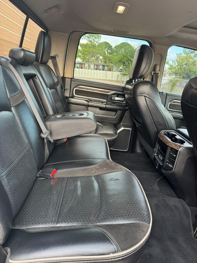 RAM 2500 Laramie 4x4 Crew Cab 6'4" Box 2021