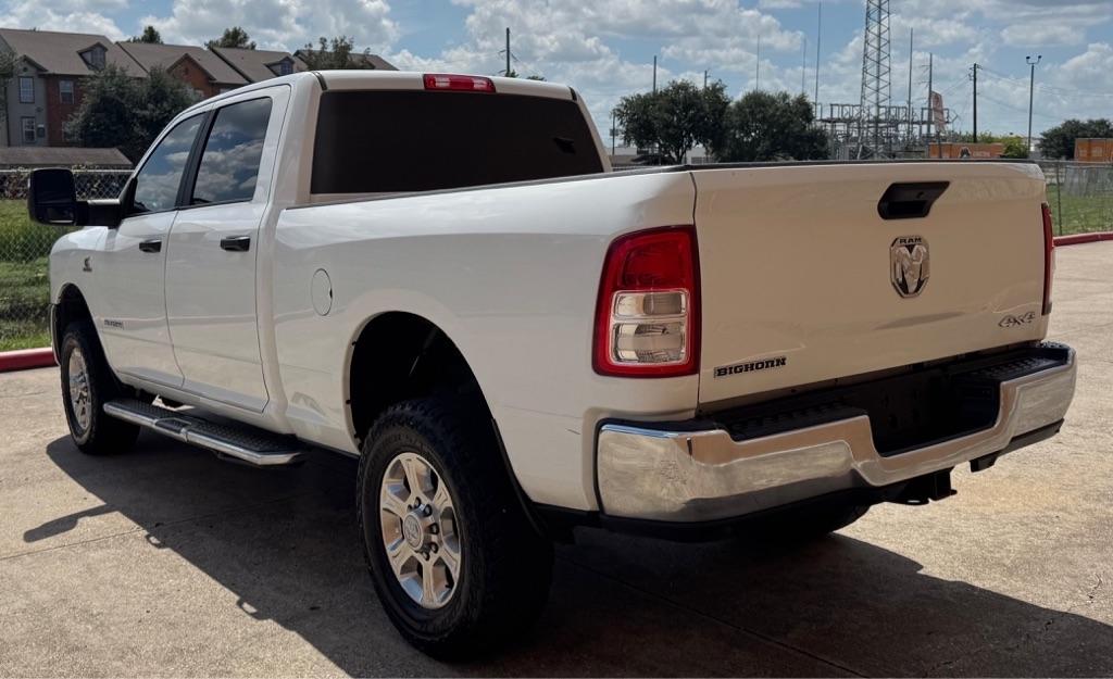 RAM 2500 Big Horn 4x4 Crew Cab 6'4" Box 2024