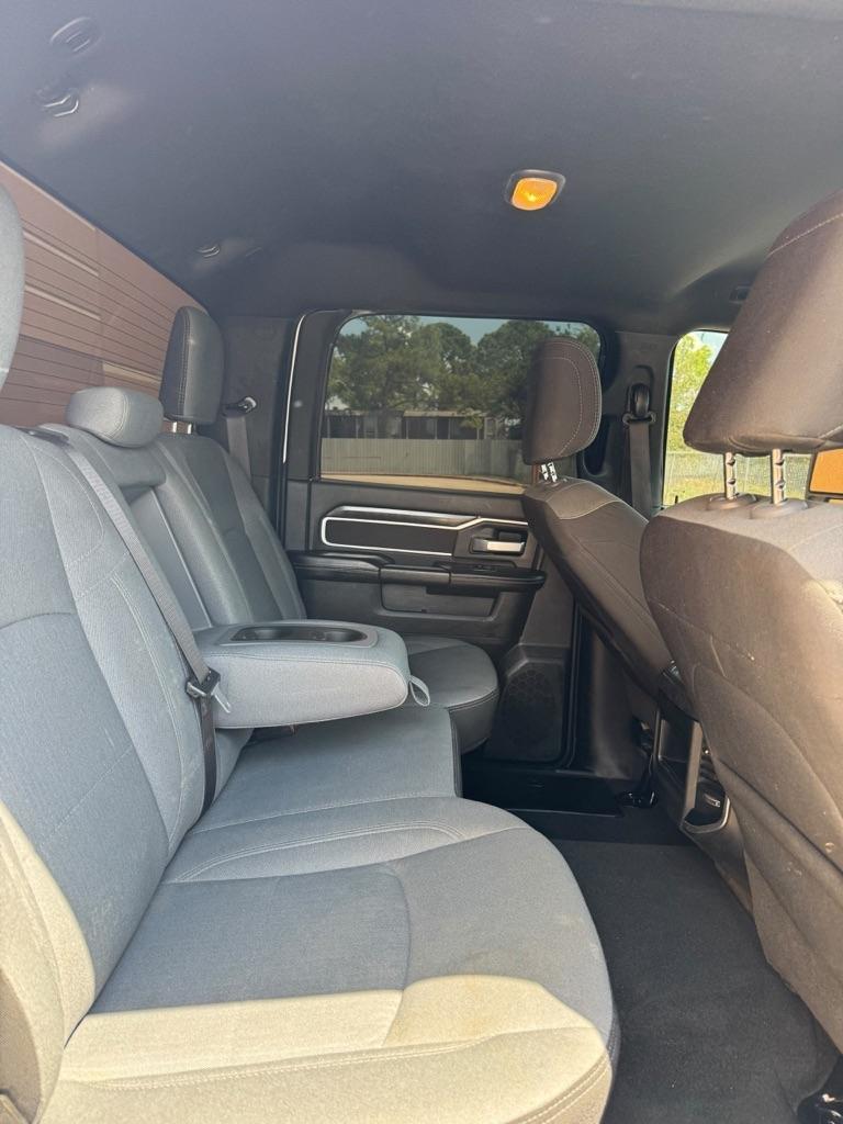 RAM 2500 Big Horn 4x4 Crew Cab 6'4" Box 2024