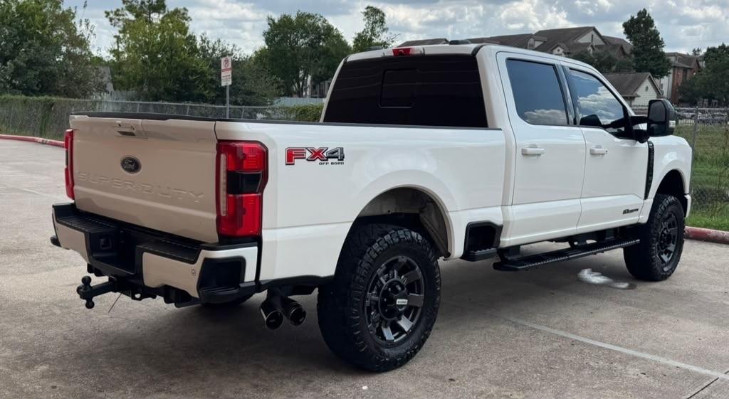 Ford Super Duty F-250 SRW King Ranch 4WD Crew Cab 8' Box 2024