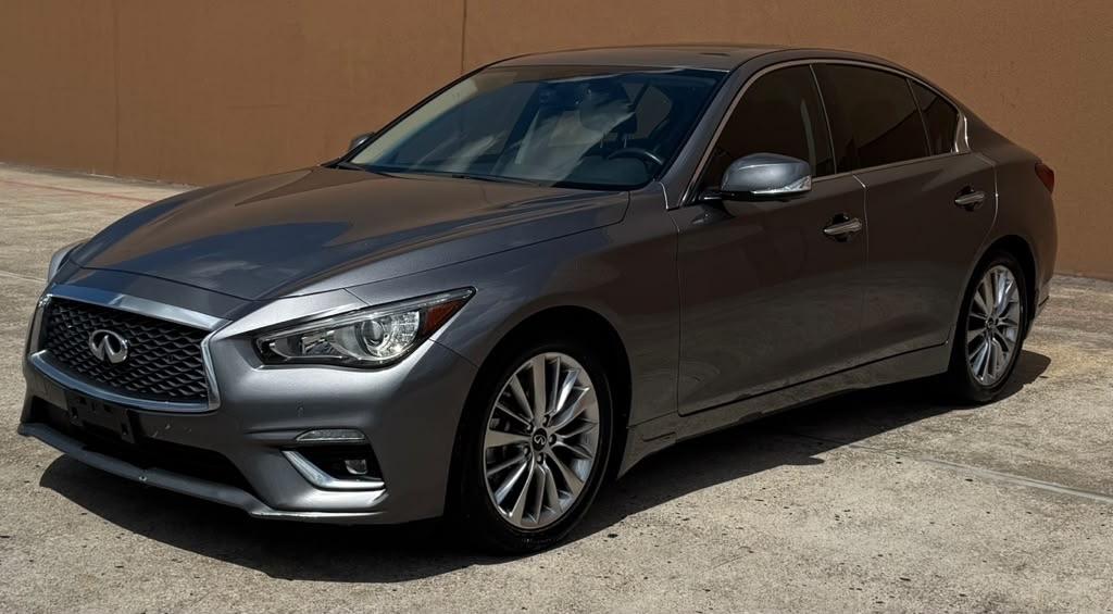 Infiniti Q50 3.0t LUXE RWD 2021