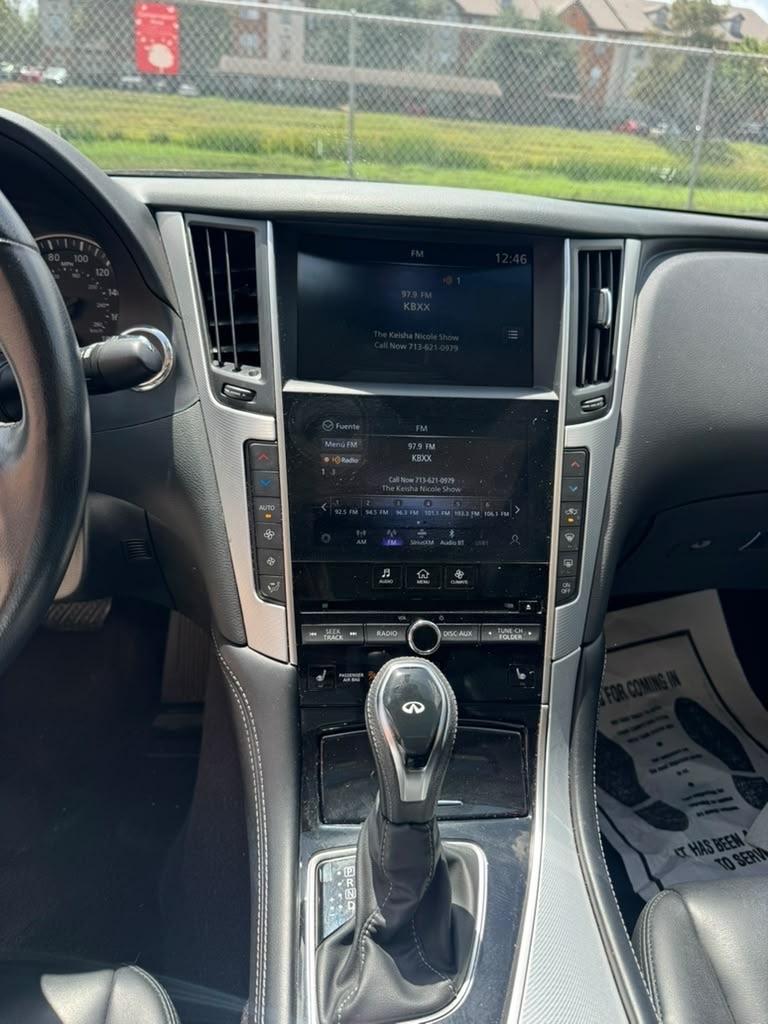 Infiniti Q50 3.0t LUXE RWD 2021