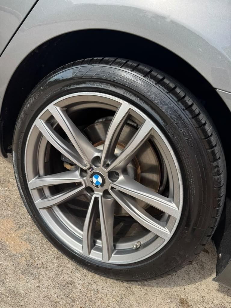 BMW 7 Series 4dr Sdn 750i xDrive AWD 2016