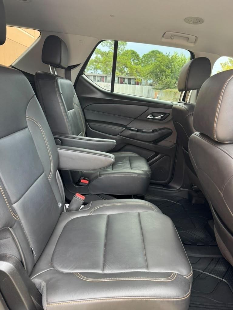 Chevrolet Traverse FWD 4dr RS 2021