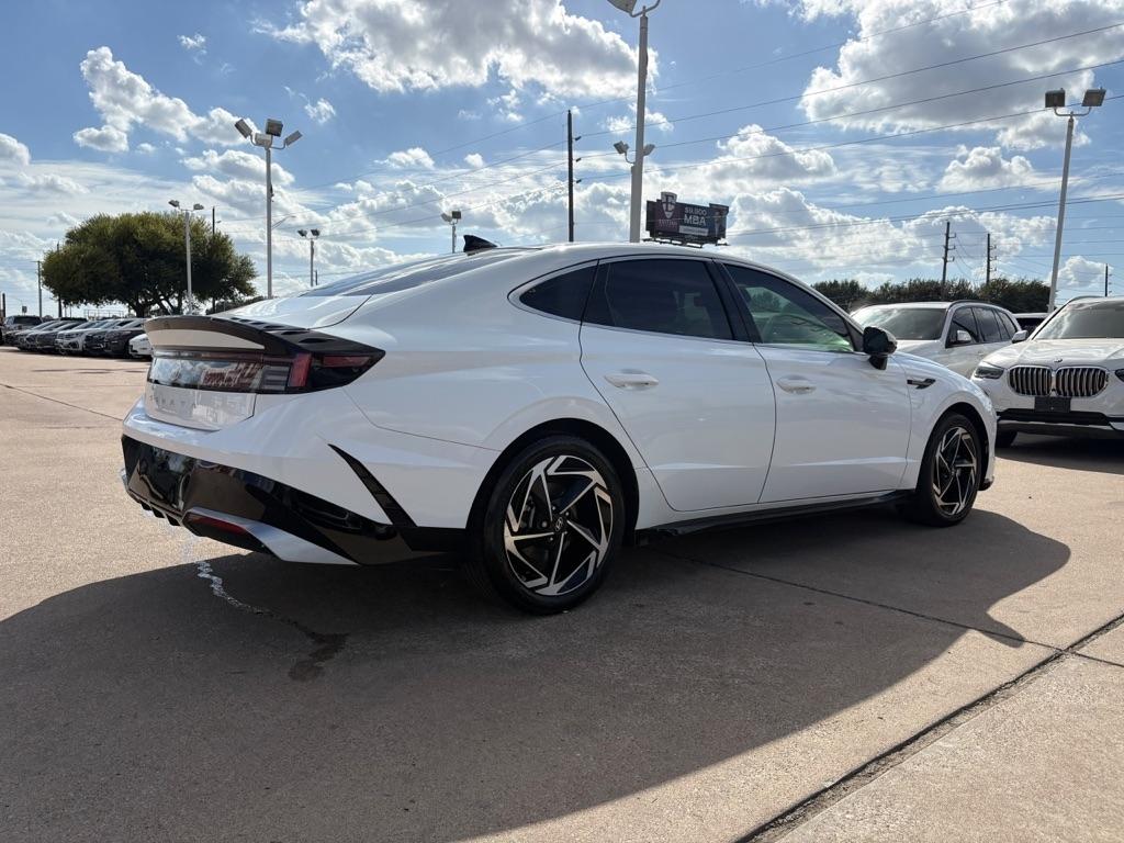 Hyundai Sonata SEL Convenience FWD 2025