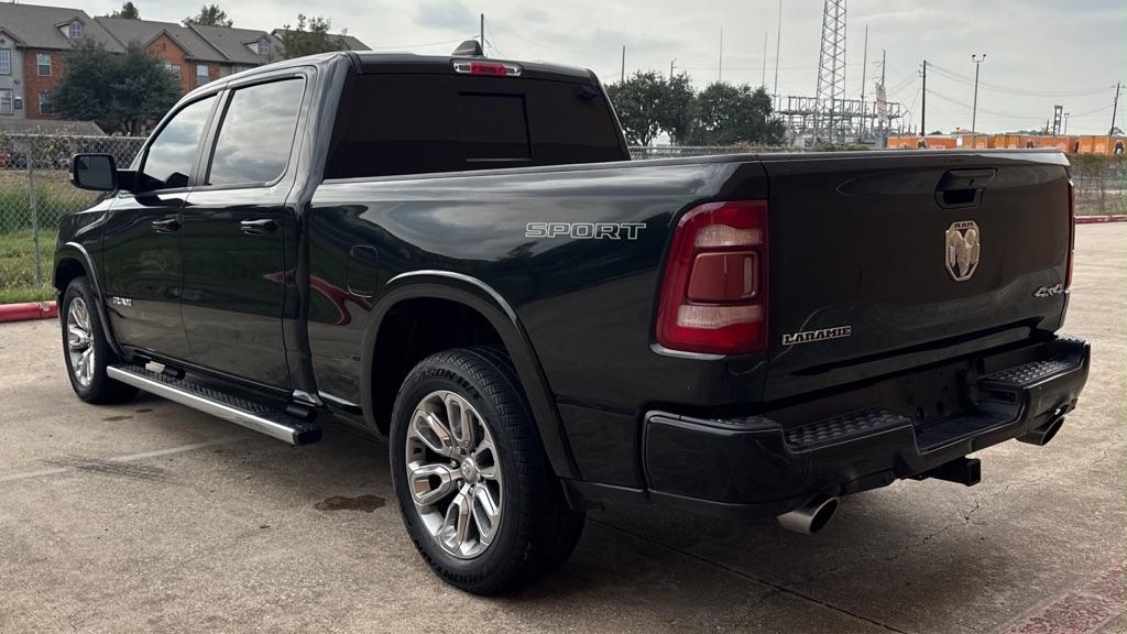 RAM 1500 Laramie 4x4 Crew Cab 6'4" Box 2020
