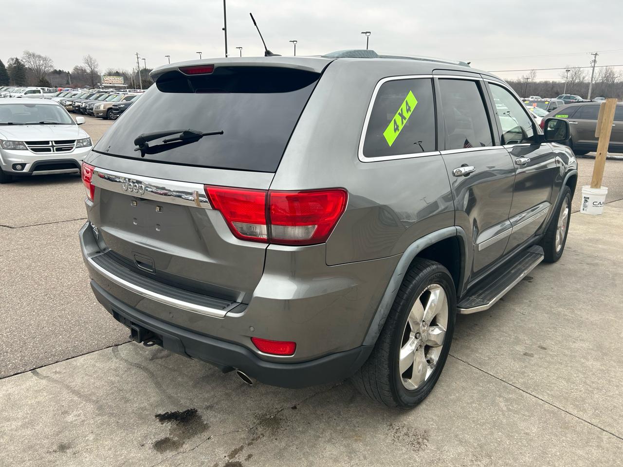 Jeep Grand Cherokee  2011