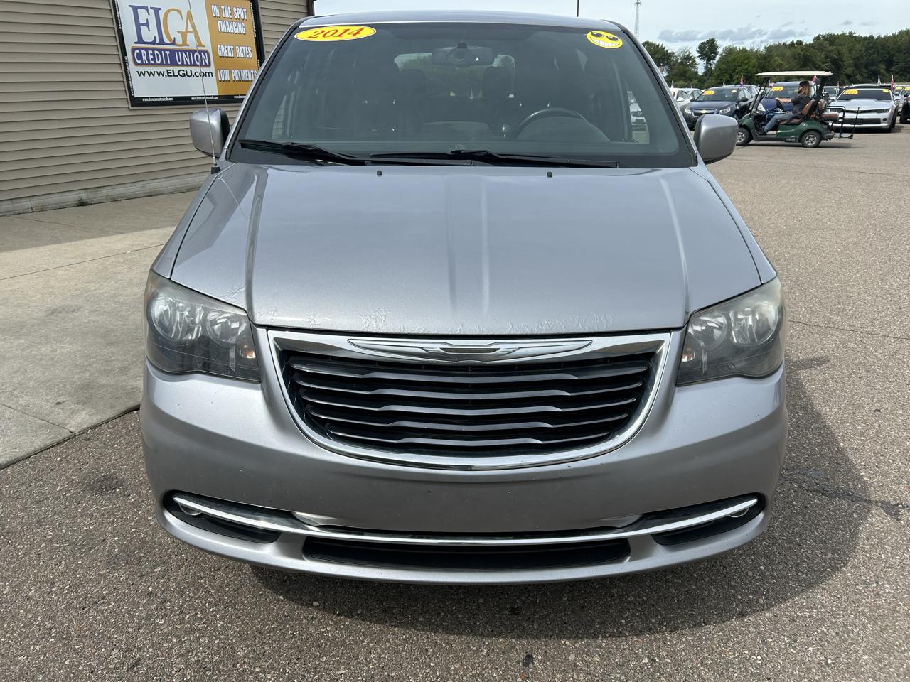 Chrysler Town & Country S 2014