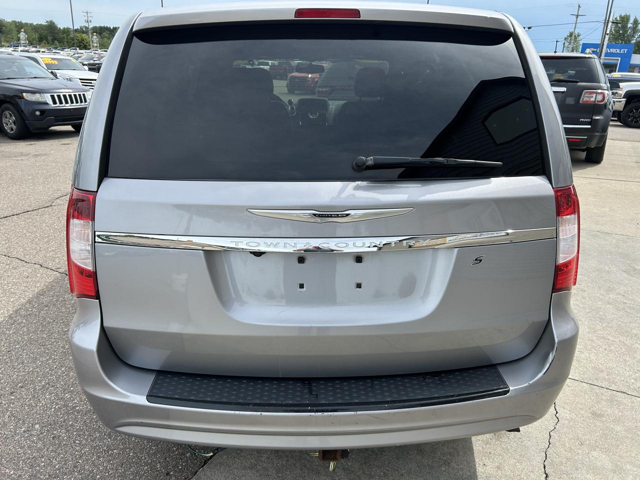 Chrysler Town & Country S 2014