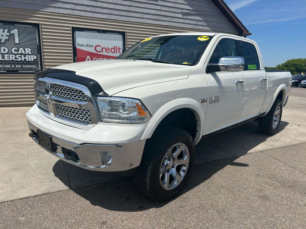 2018 RAM 1500 Laramie Crew Cab