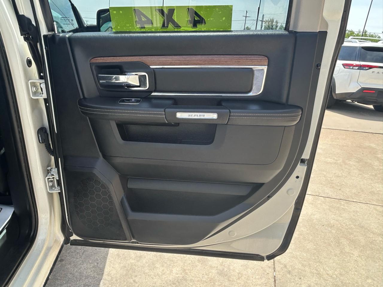 RAM 1500 Laramie Crew Cab 2018