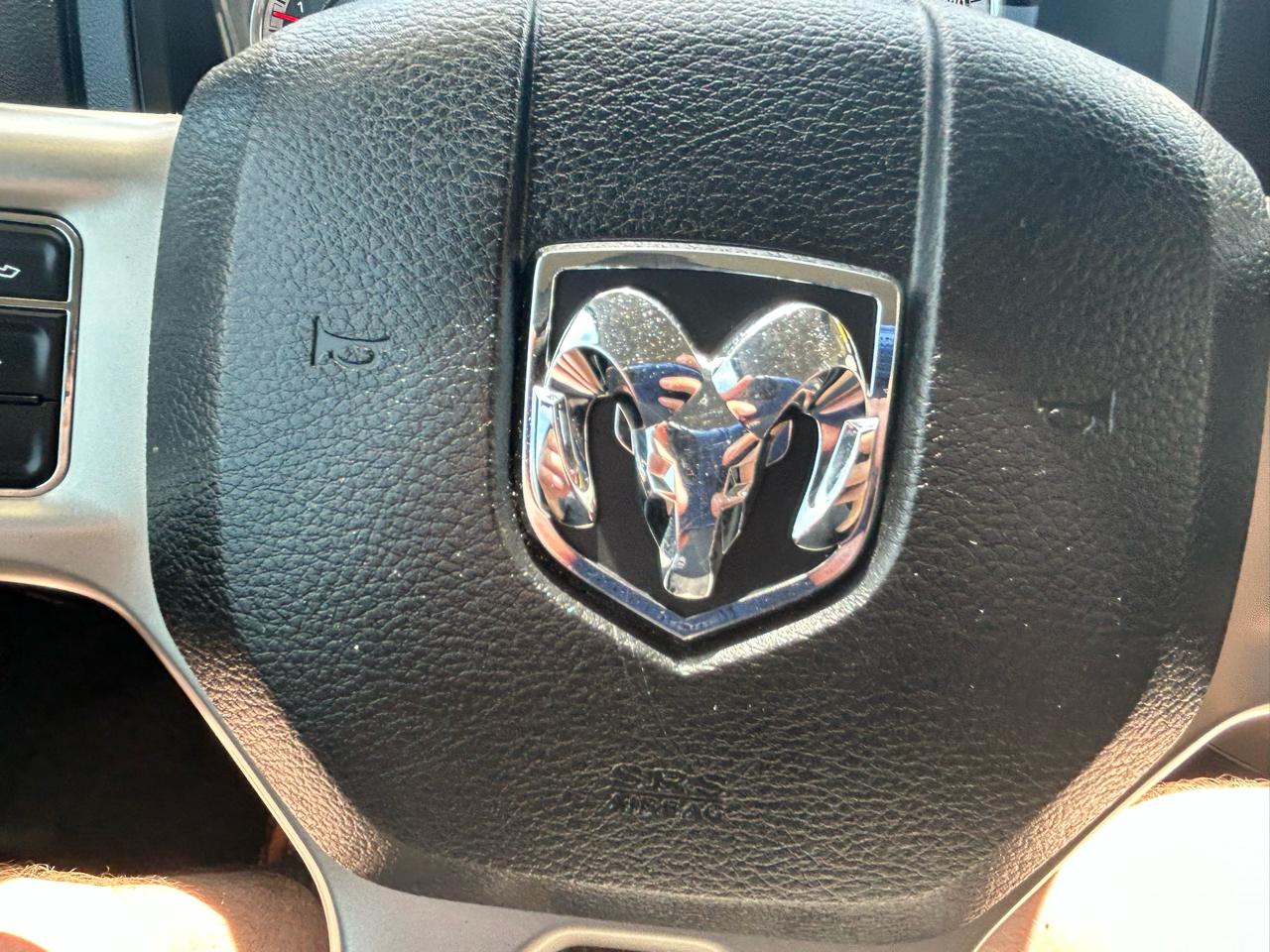 RAM 1500 Laramie Crew Cab 2018
