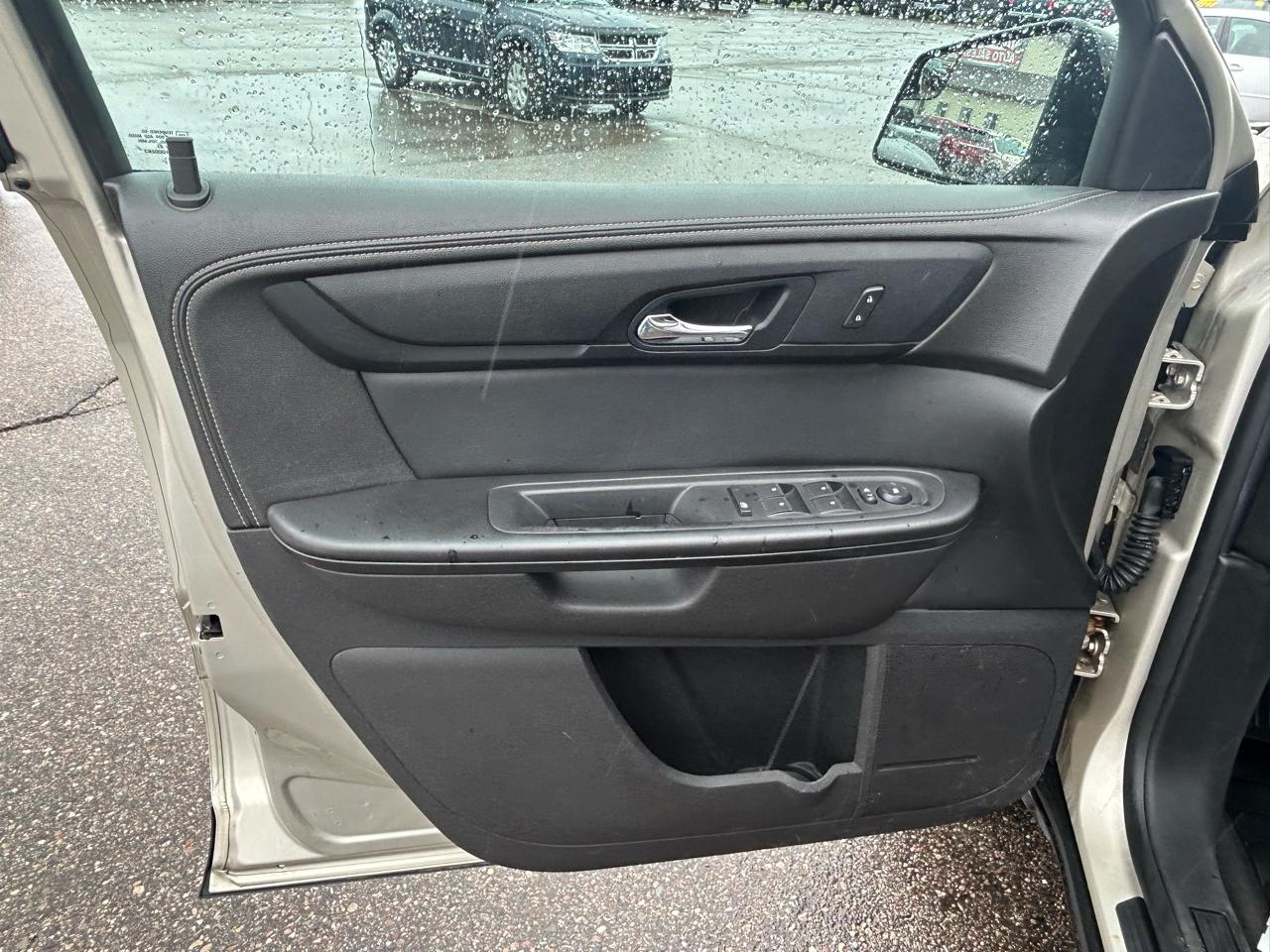 GMC Acadia FWD 4dr SLE2 2014