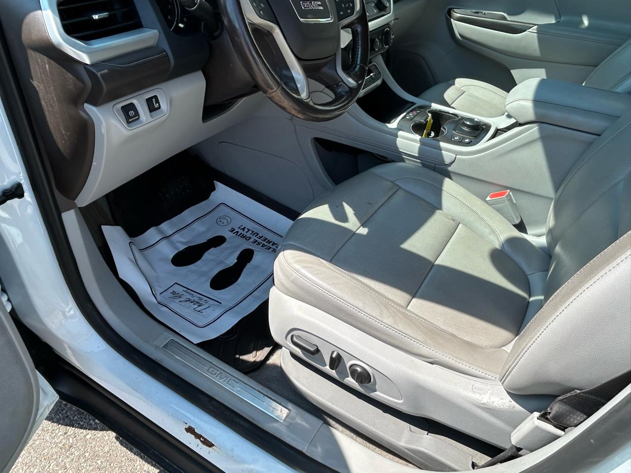 GMC Acadia SLT 2020