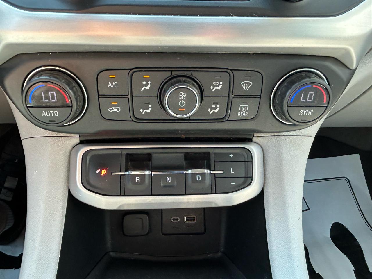 GMC Acadia SLT 2020