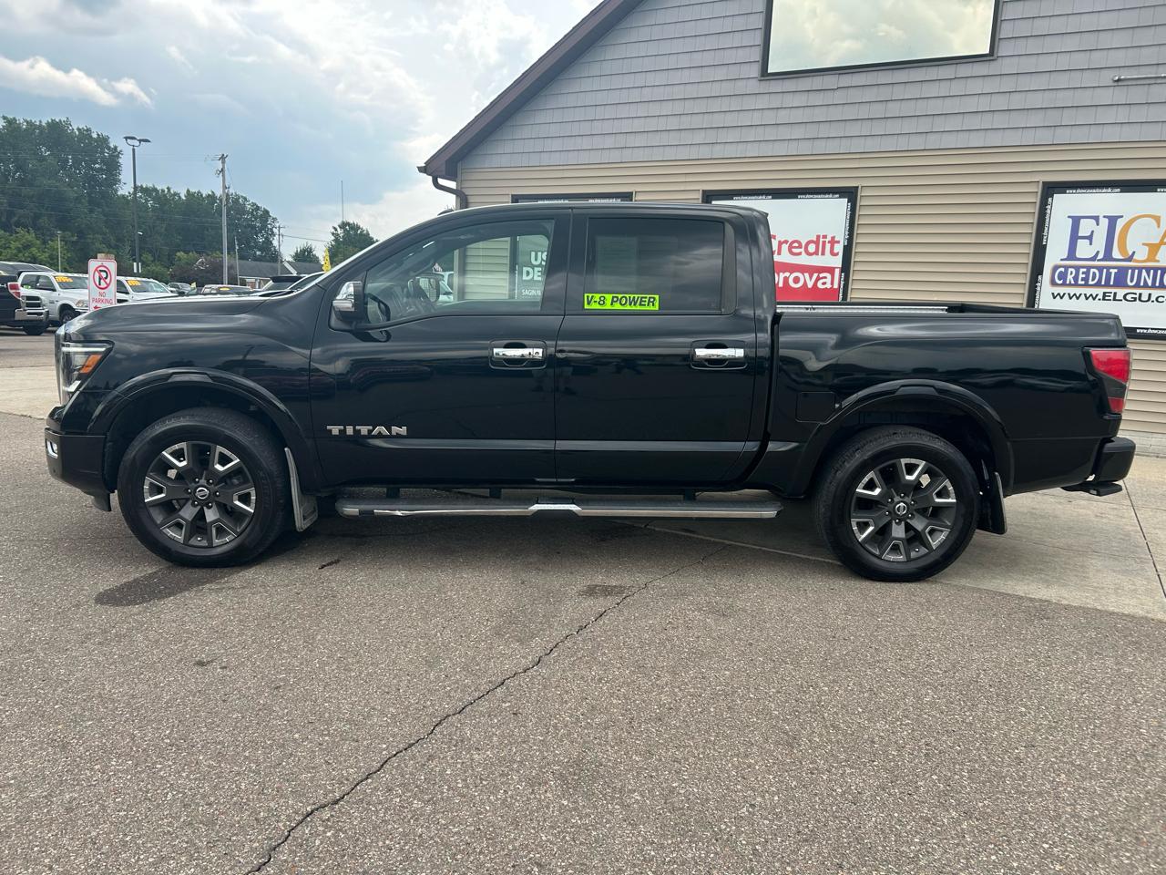 Nissan Titan  2021
