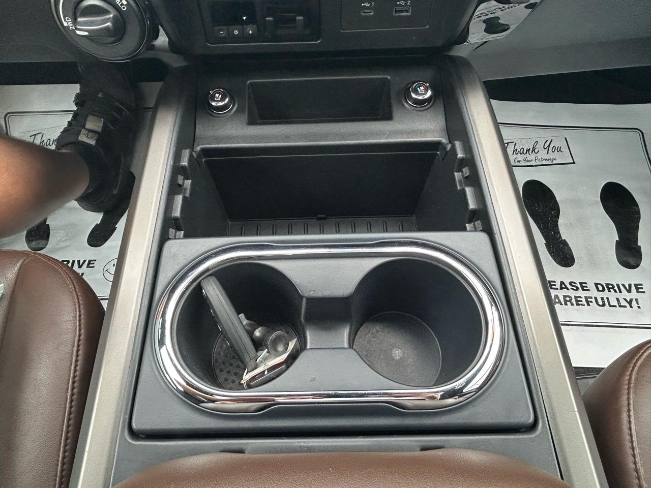 Nissan Titan  2021