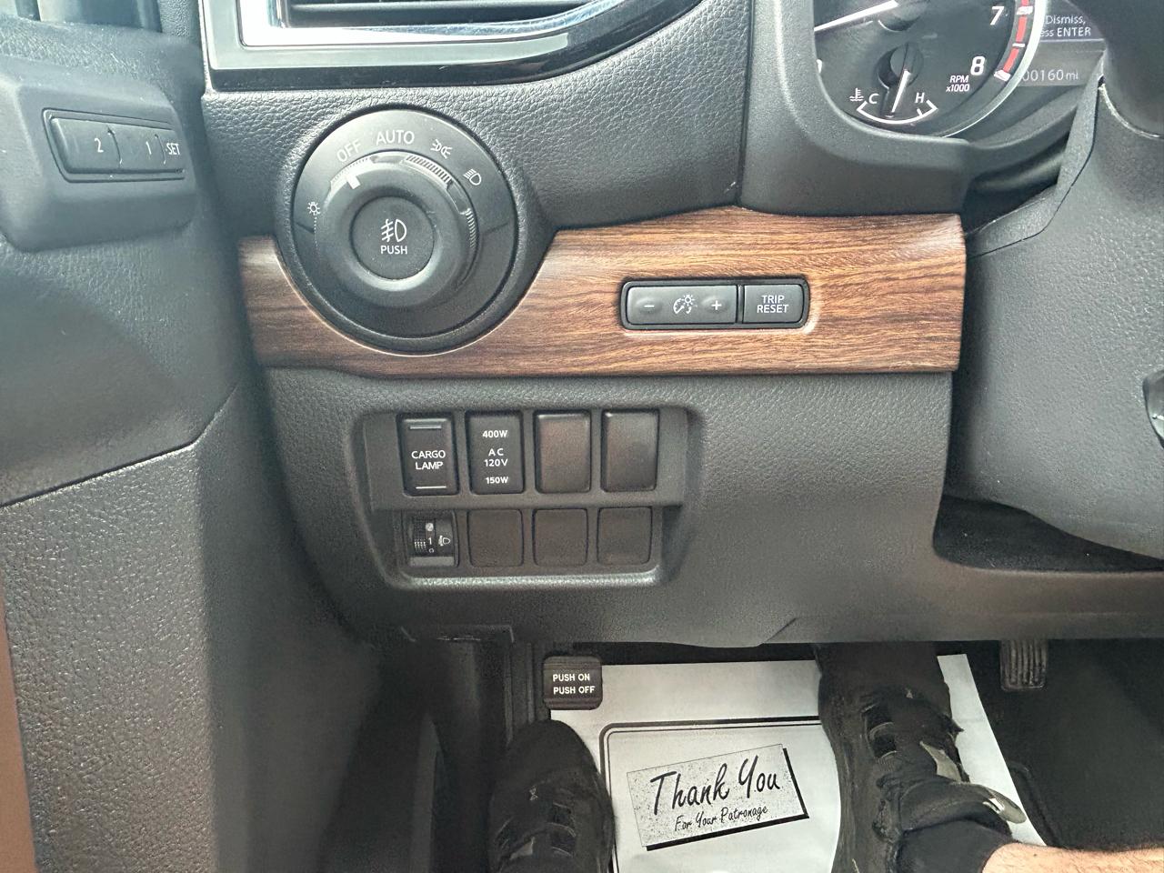 Nissan Titan  2021