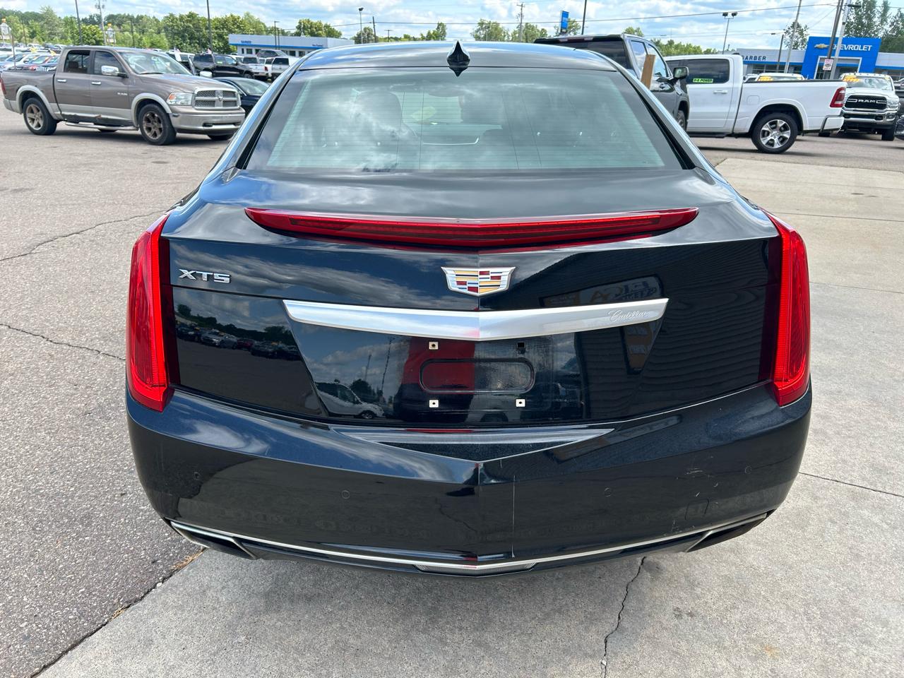 Cadillac XTS  2016