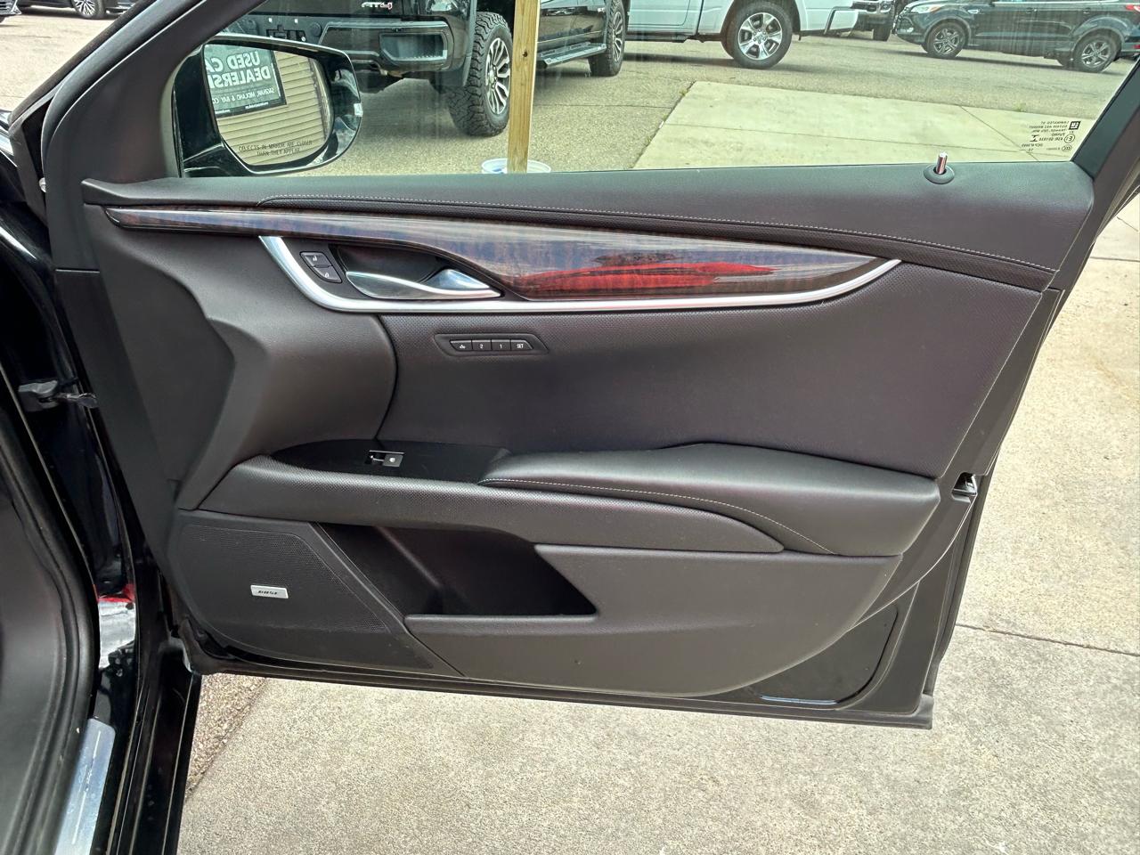 Cadillac XTS  2016