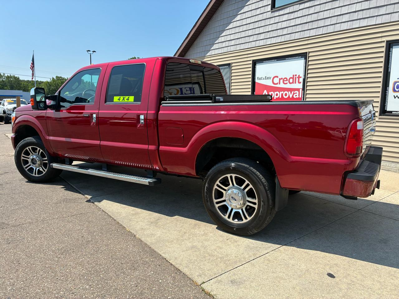 Ford Super Duty F-350 SRW 4WD Crew Cab 156" Lariat 2016