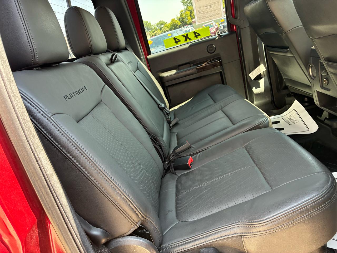 Ford Super Duty F-350 SRW 4WD Crew Cab 156" Lariat 2016