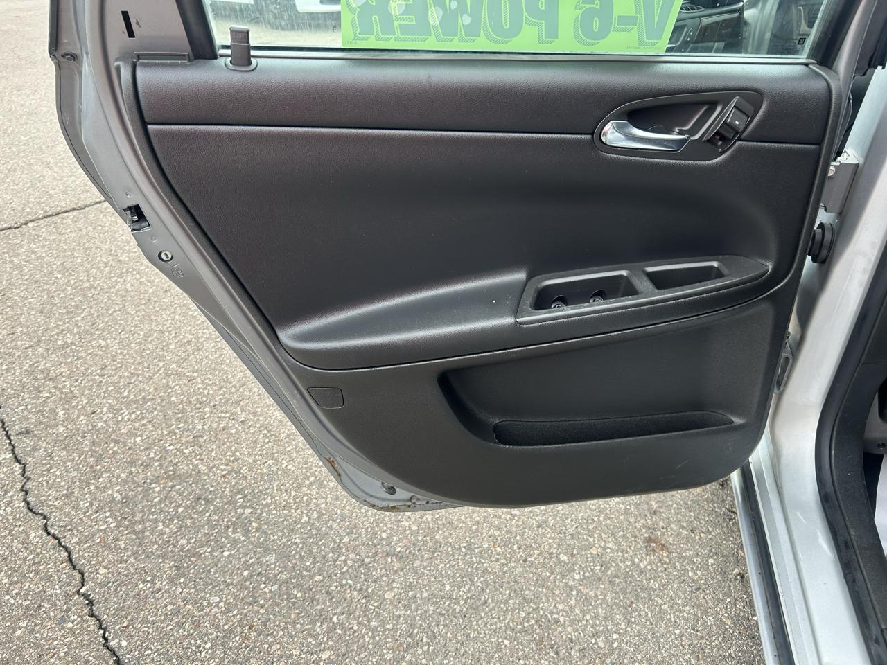 Chevrolet Impala 4dr Sdn LTZ 2013