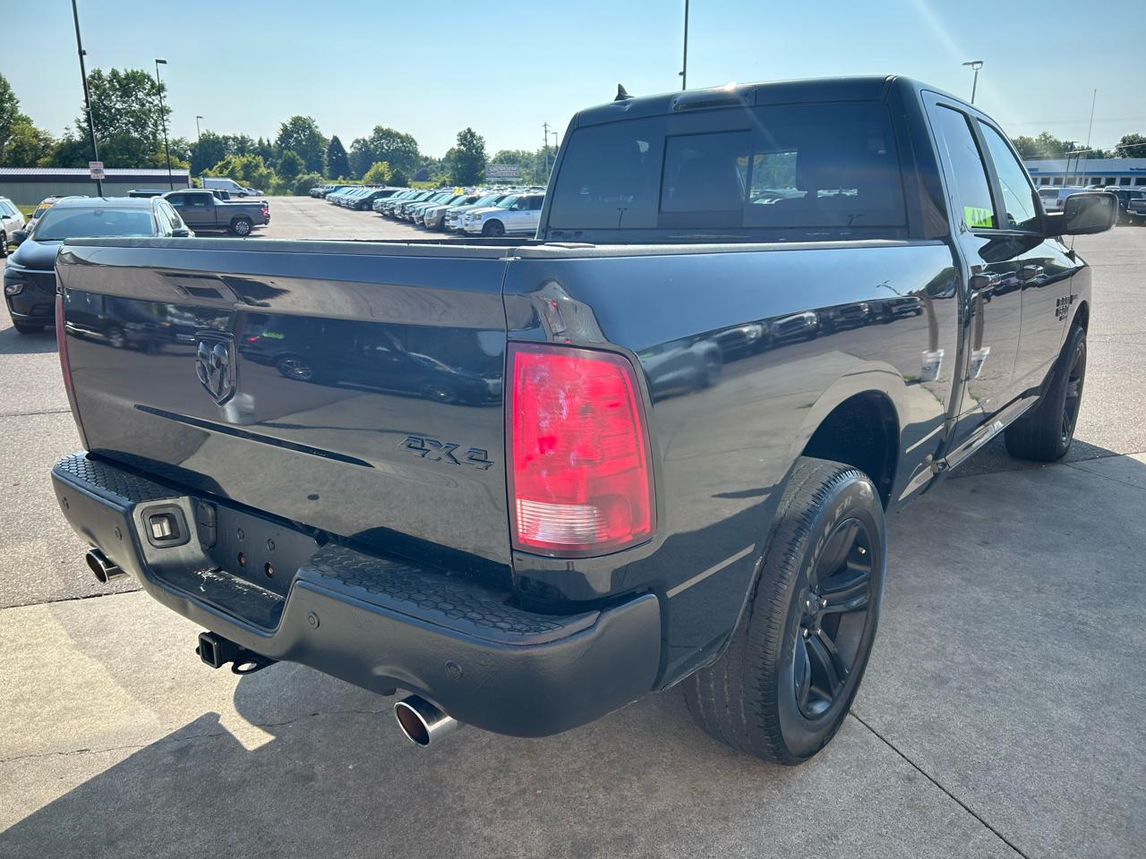 RAM 1500 Classic SLT 4x4 Quad Cab 6'4" Box 2019