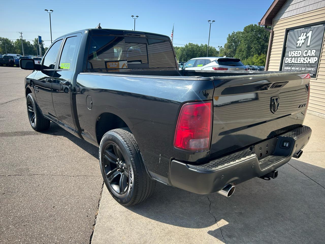 RAM 1500 Classic SLT 4x4 Quad Cab 6'4" Box 2019
