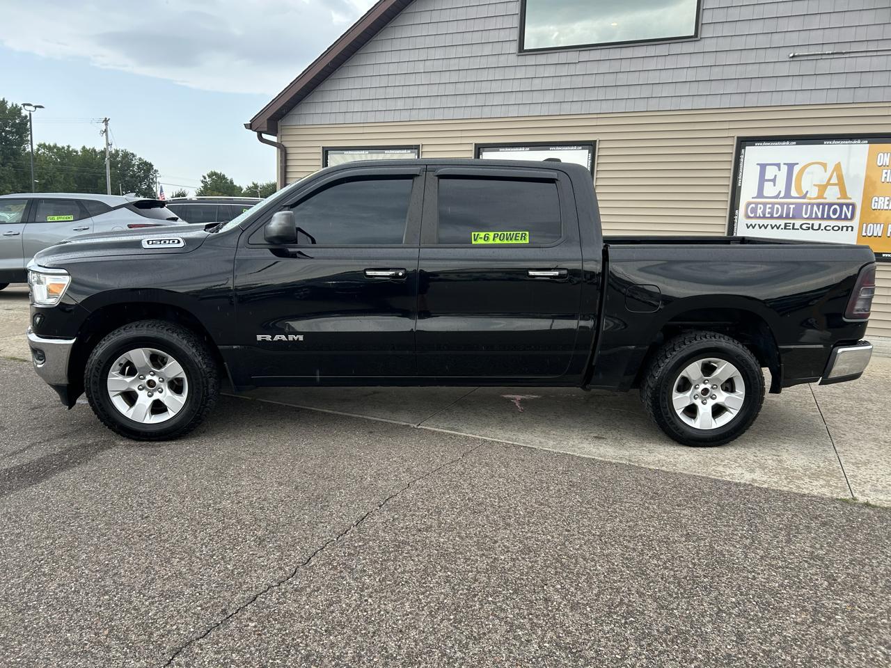 RAM 1500 Big Horn/Lone Star 4x4 Crew Cab 5'7" Box 2019