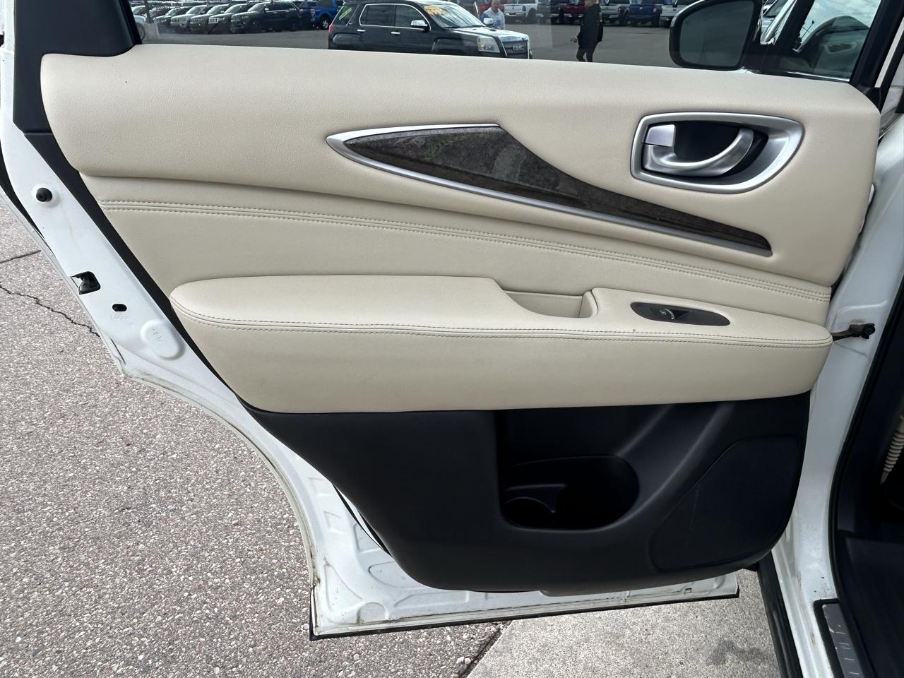 Infiniti QX60 AWD 4dr 2015