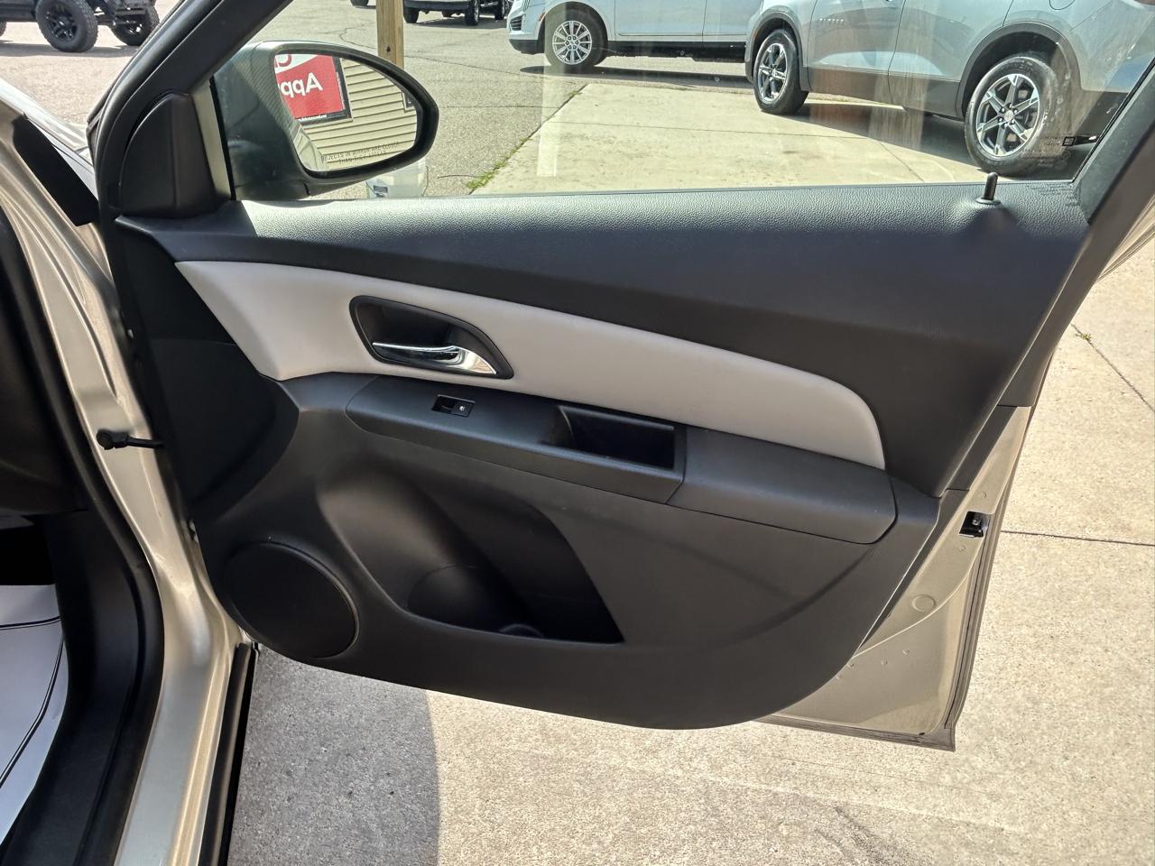 Chevrolet Cruze 4dr Sdn Auto LS 2014