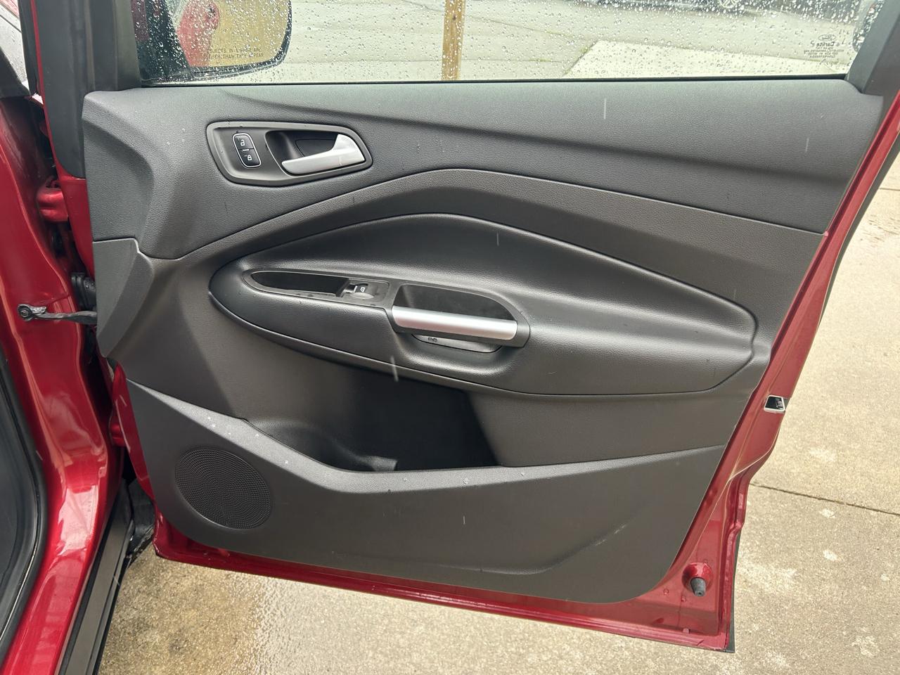 Ford Escape SE FWD 2017
