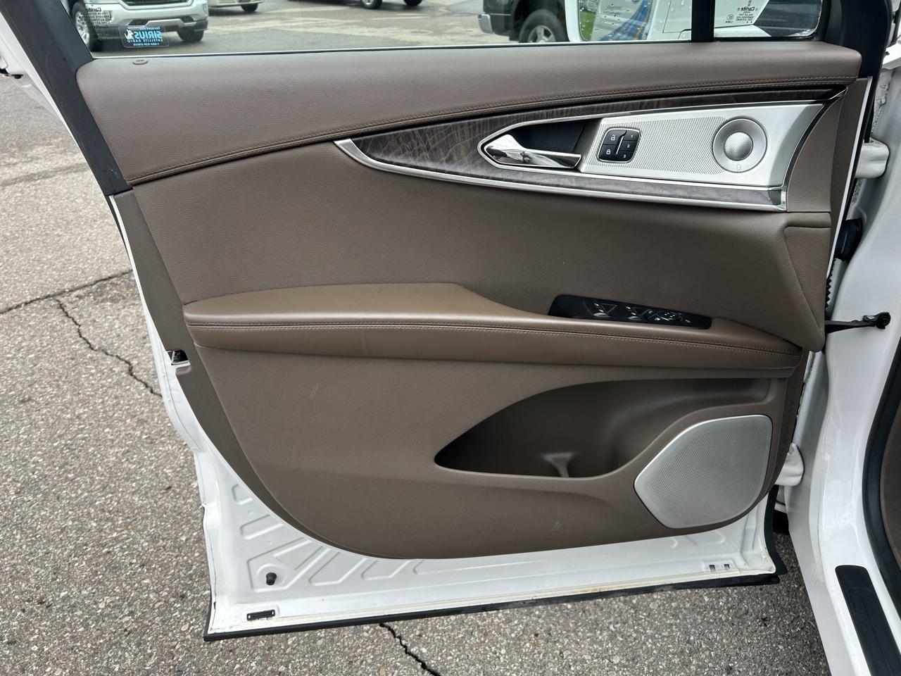Lincoln MKX AWD 4dr Reserve 2016