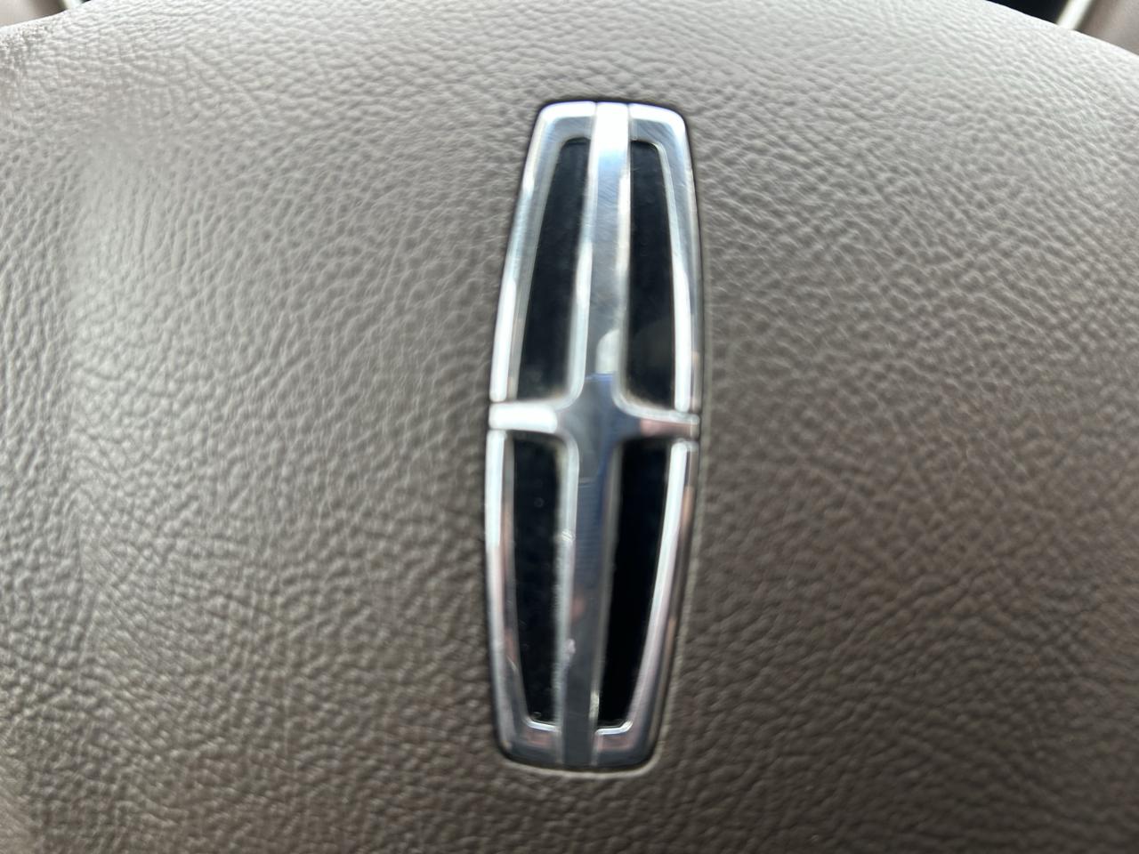 Lincoln MKX AWD 4dr Reserve 2016