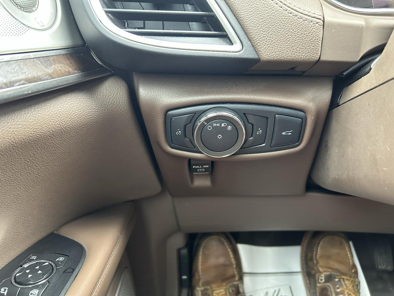 Lincoln MKX AWD 4dr Reserve 2016