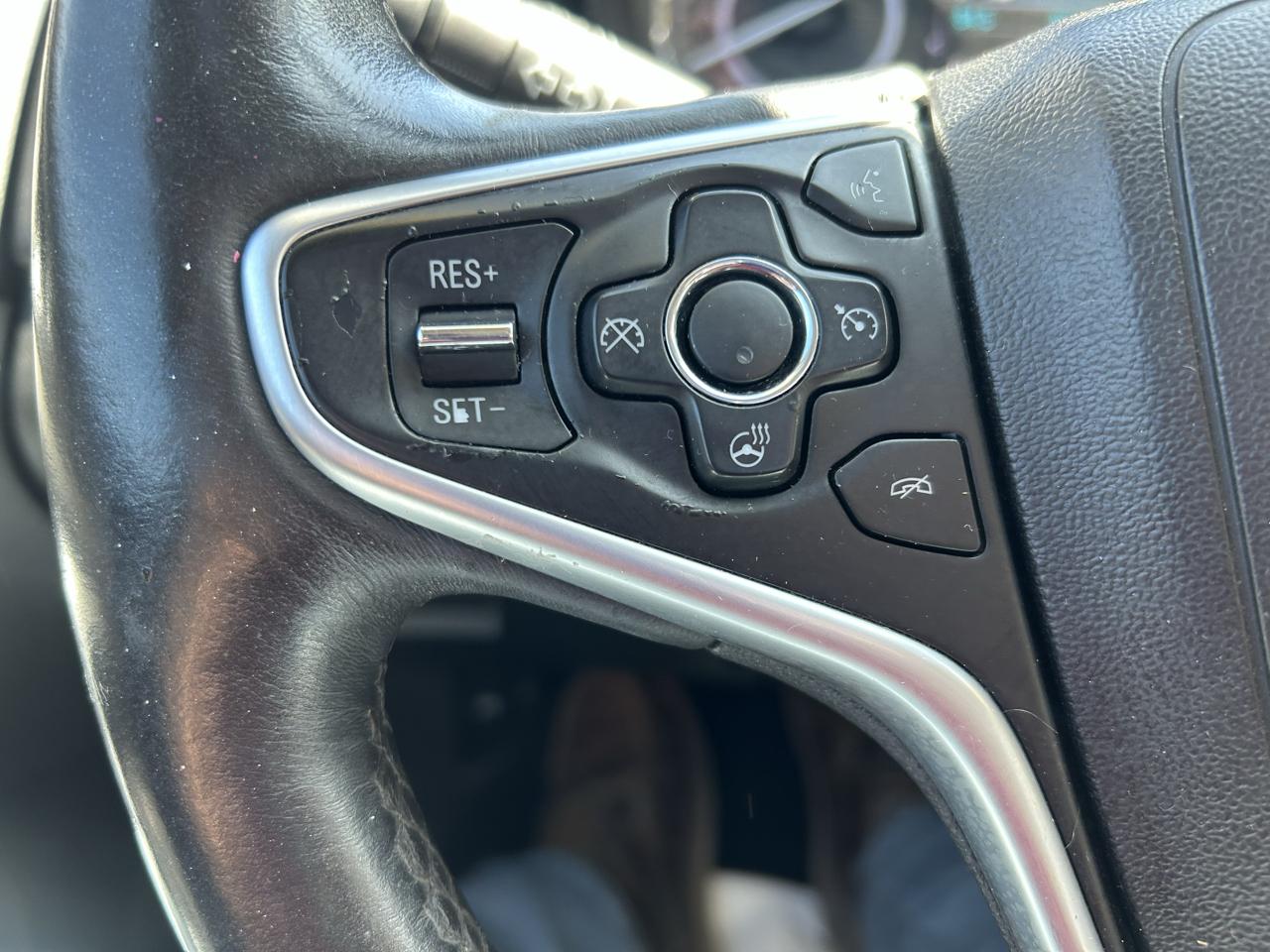 Buick Regal 4dr Sdn Premium I FWD 2014