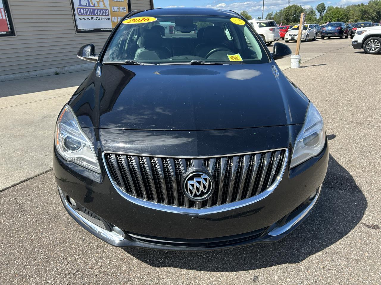 Buick Regal 4dr Sdn Premium II FWD 2016