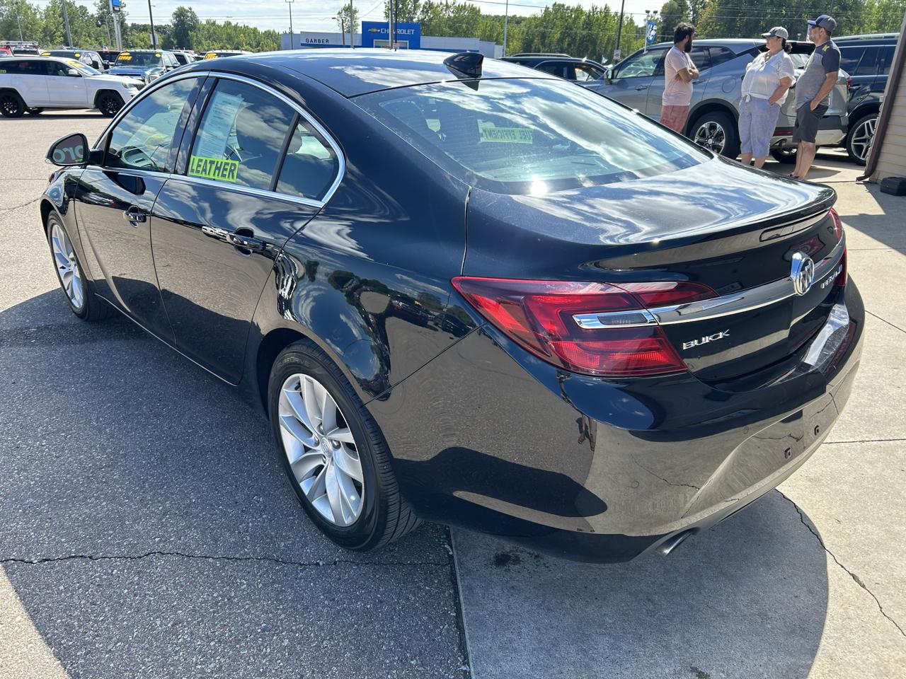 Buick Regal 4dr Sdn Premium II FWD 2016