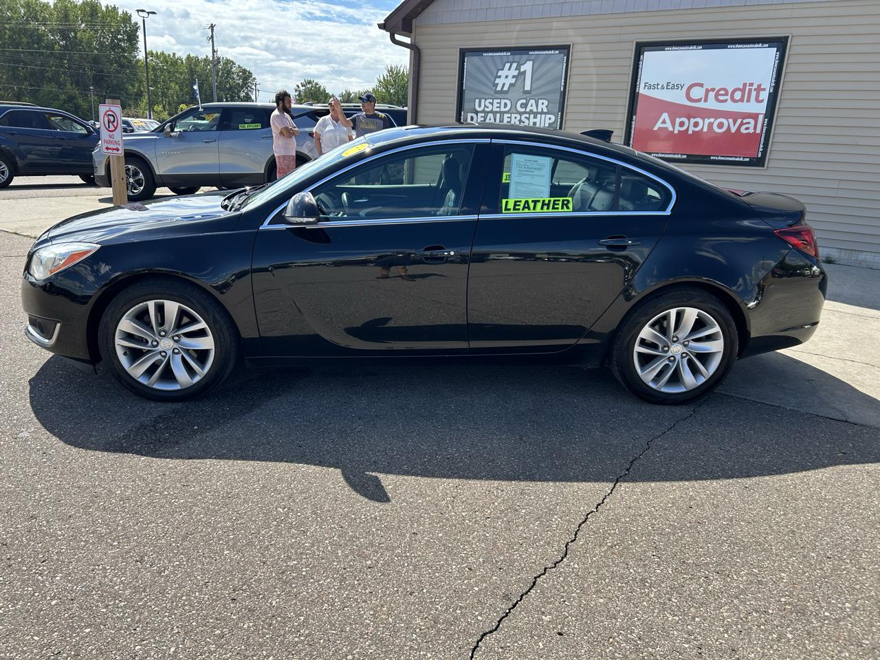Buick Regal 4dr Sdn Premium II FWD 2016