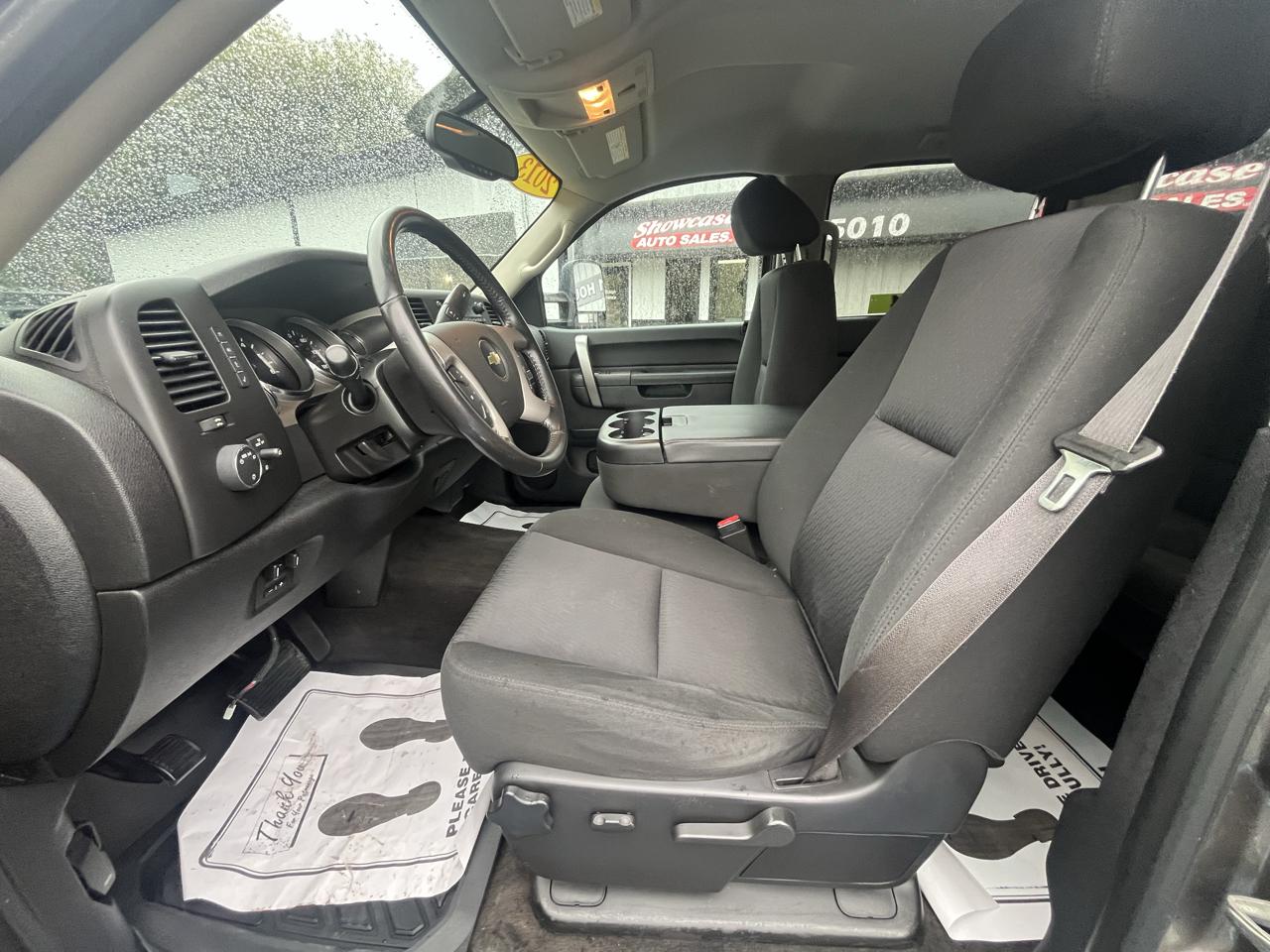 Chevrolet Silverado 2500HD 4WD Crew Cab 153.7" LT 2013