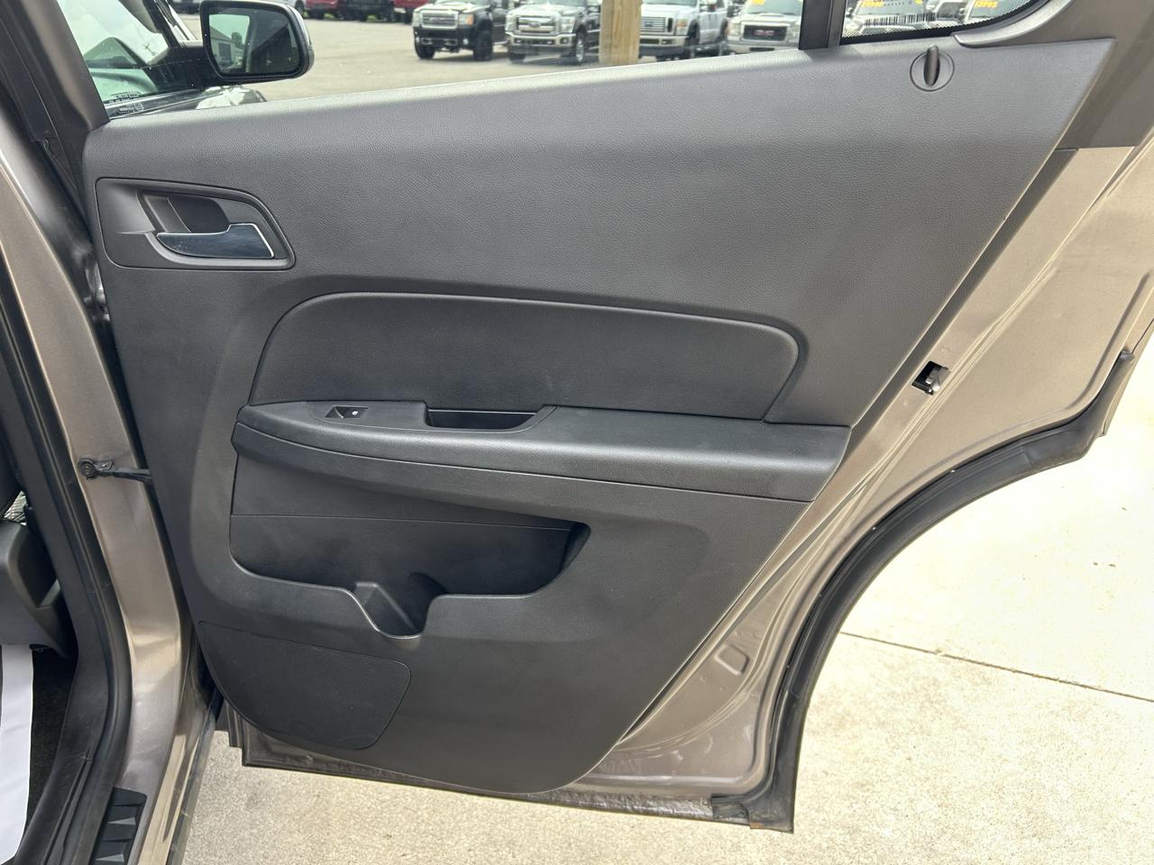 Chevrolet Equinox FWD 4dr LT w/1LT 2011