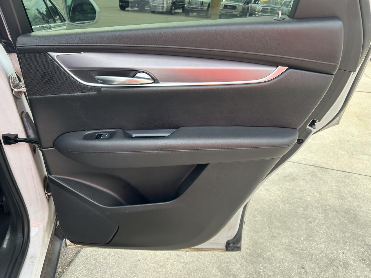 Cadillac XT5 AWD 4dr Premium Luxury 2017