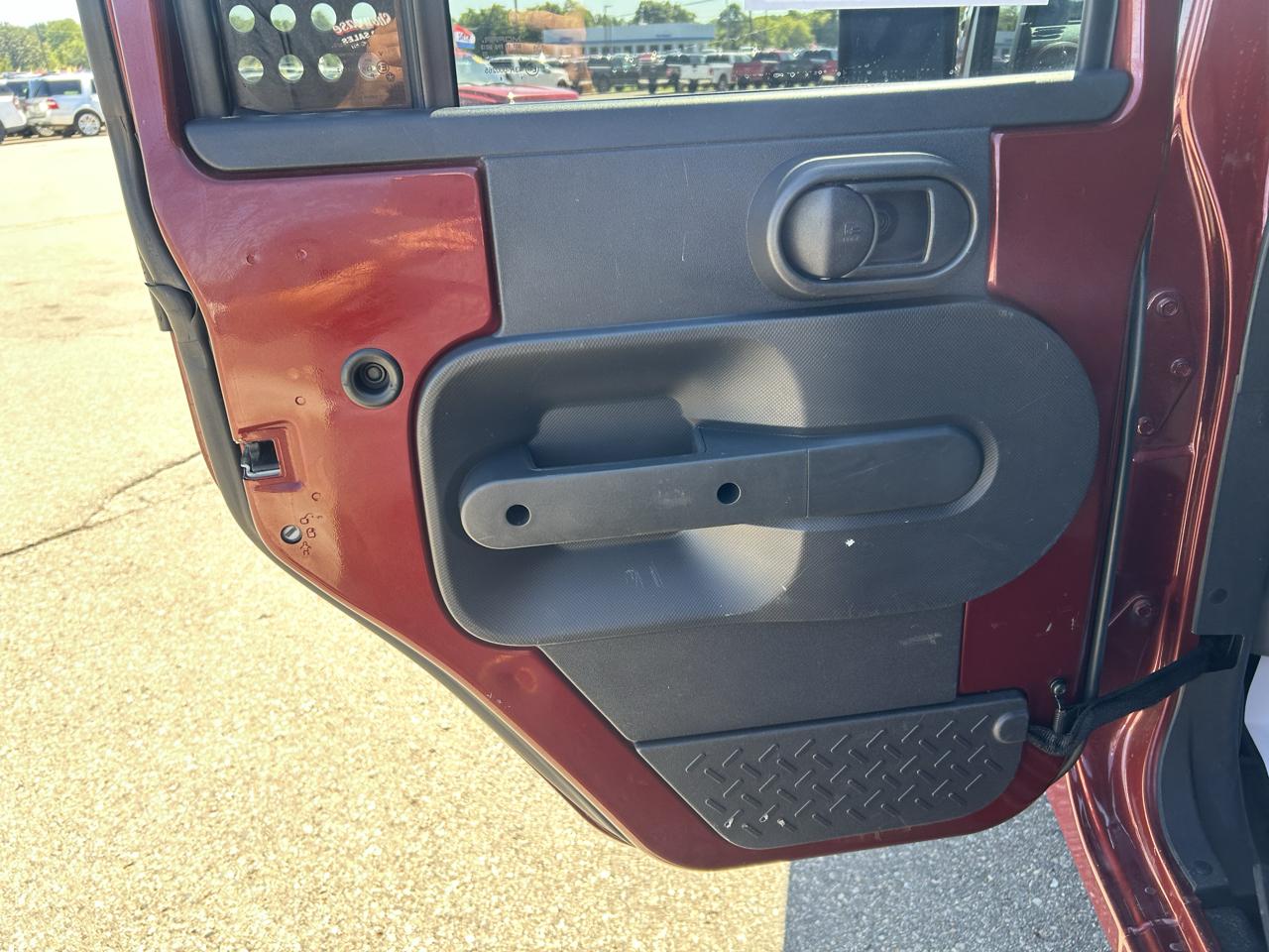 Jeep Wrangler 4WD 4dr Unlimited Sahara 2008