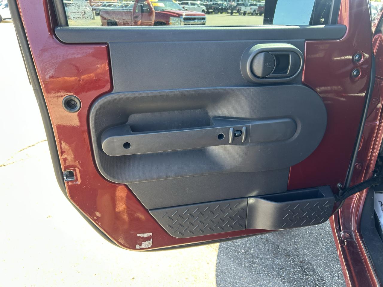 Jeep Wrangler 4WD 4dr Unlimited Sahara 2008
