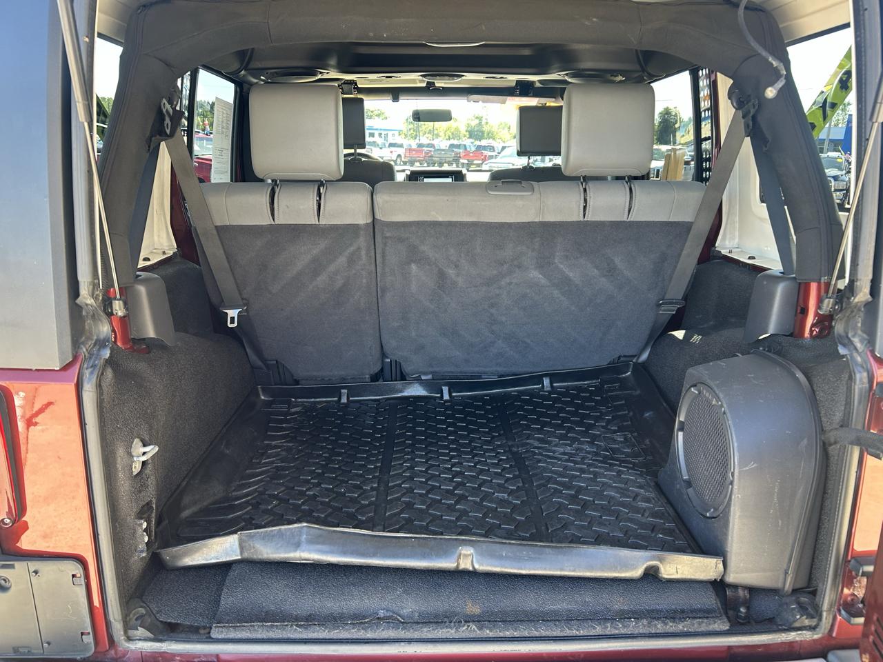 Jeep Wrangler 4WD 4dr Unlimited Sahara 2008