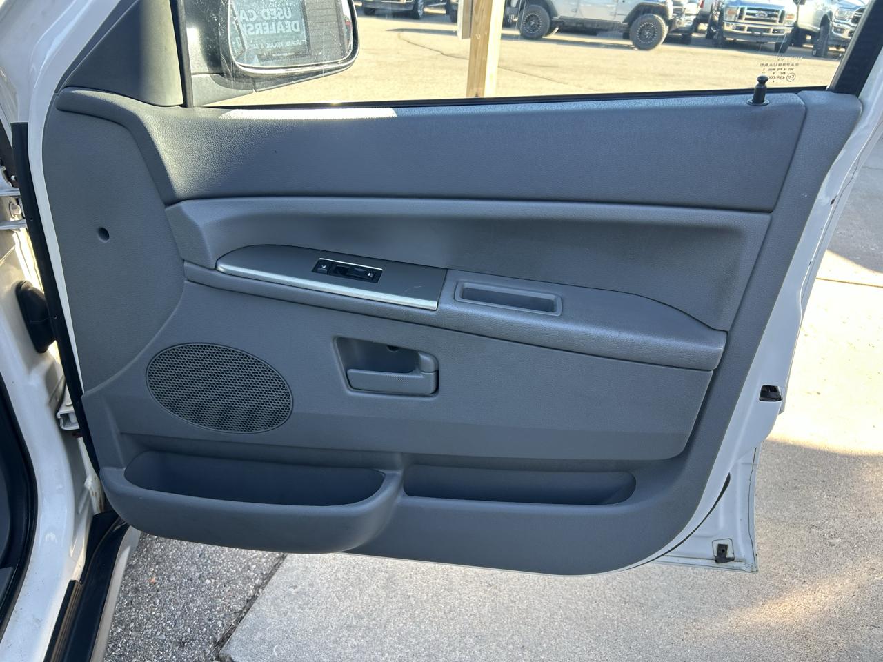 Jeep Grand Cherokee 4dr Laredo 4WD 2006