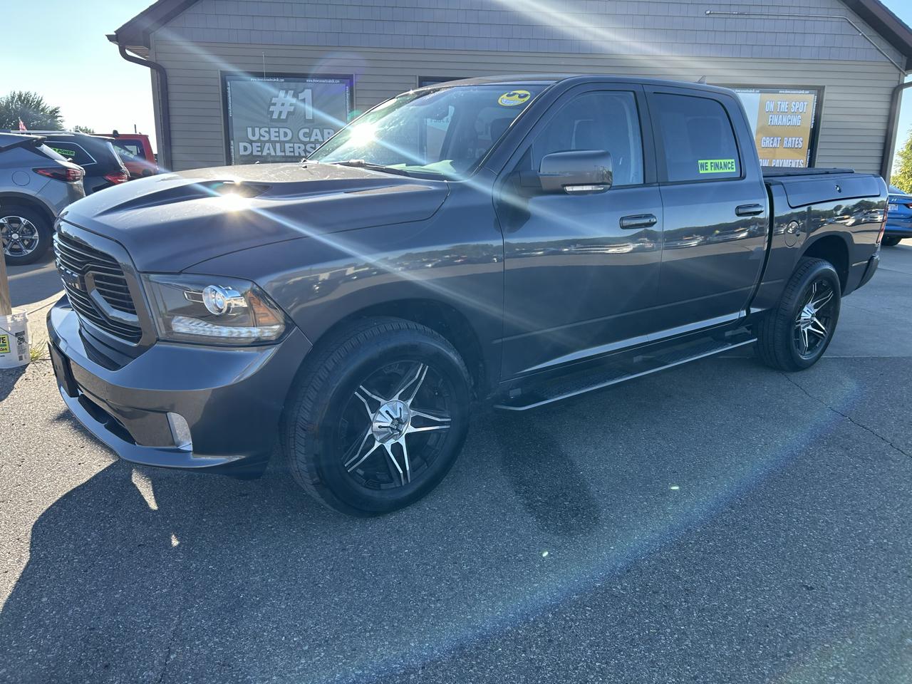 2018 RAM 1500 Sport 4x4 Crew Cab 5'7" Box *Ltd Avail*