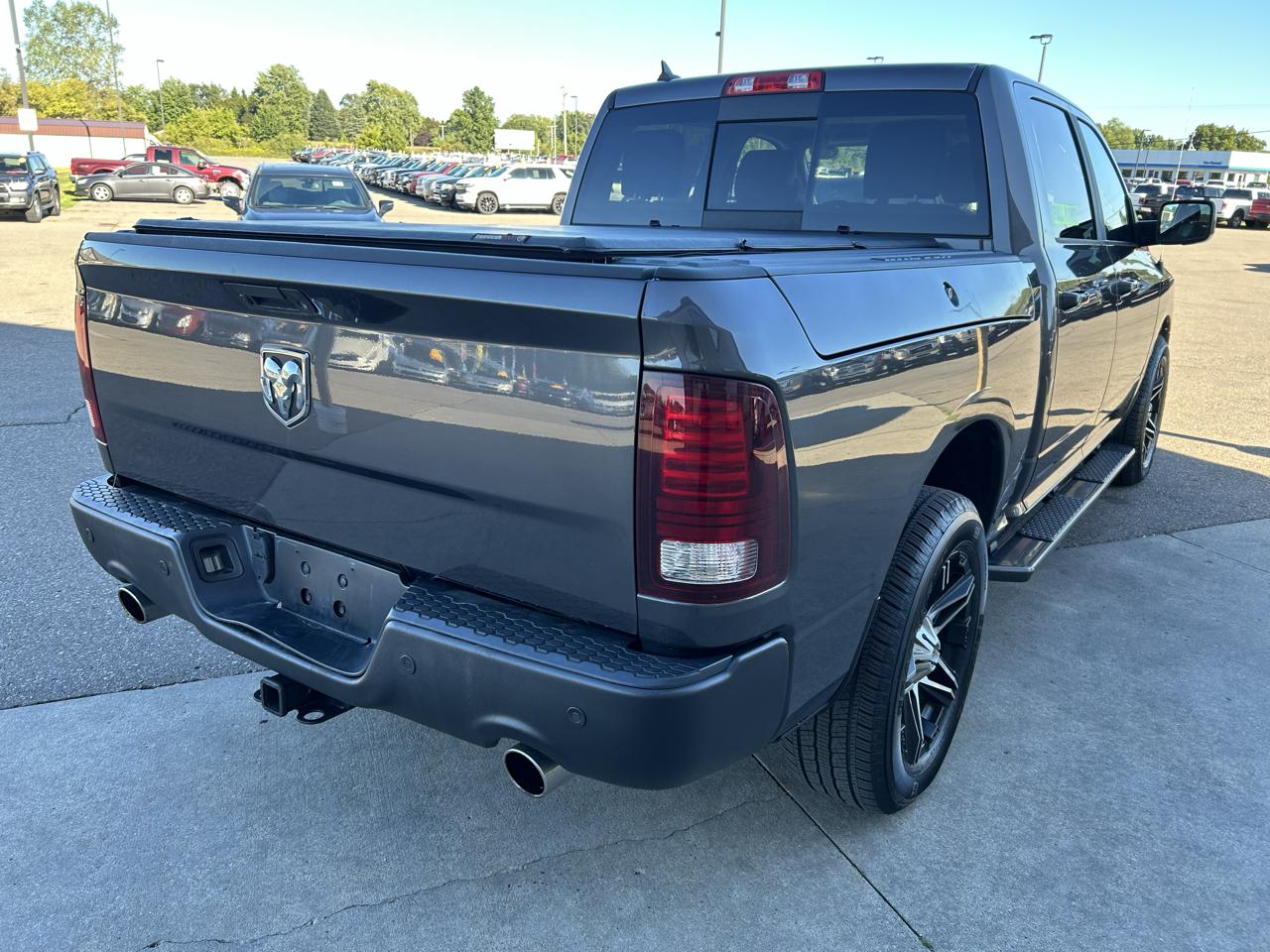 RAM 1500 Sport 4x4 Crew Cab 5'7" Box *Ltd Avail* 2018