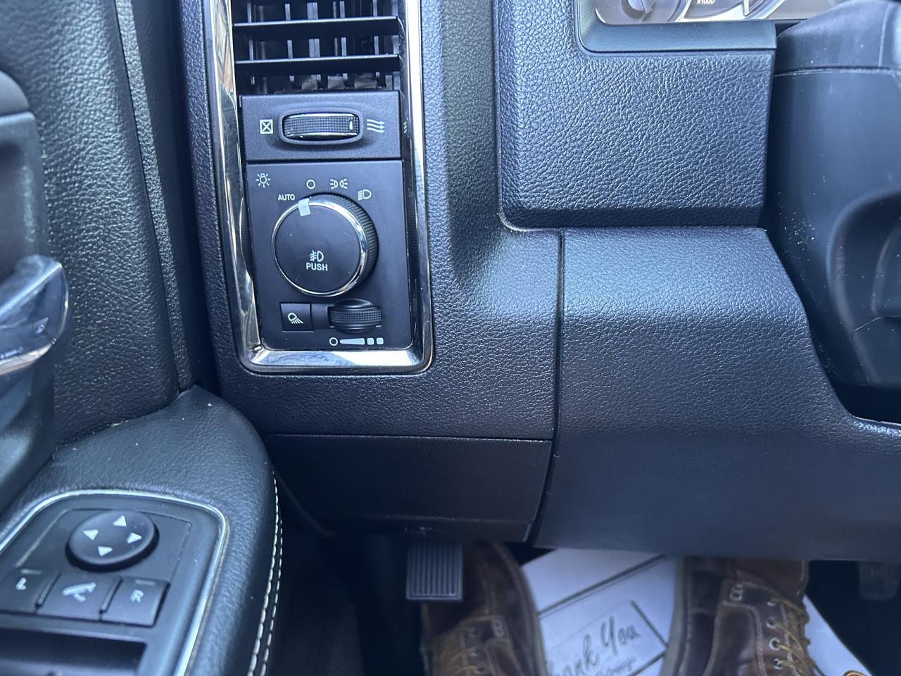 RAM 1500 Sport 4x4 Crew Cab 5'7" Box *Ltd Avail* 2018
